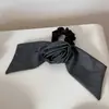 Estilo Coreano Tecido Cinza Listrado Presilha Triângulo Elegante Presilha Tubarão Elegante Presilha de Cabelo Acessórios de Cabelo Novo Estilo