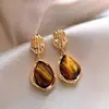 Brincos redondos com gotas de óleo estilo Maillard, luxo leve, alta qualidade, modernos, ear cuffs simples, elegantes e versáteis, brincos de nicho para mulheres