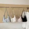 Bolsa de grande capacidade com estilo descontraído para mulheres, nova mochila de moda 2026 para o dia a dia, bolsa de ombro e transversal multiuso