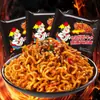 Fideos de Pavo en Cubo Fideos Coreanos de Chile Fantasma Sin Cocinar Olla Caliente Instantánea Fideos Instantáneos Fideos Instantáneos Snack de Medianoche Fideos de Pavo