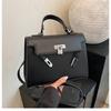 Bolsas Transfronteiriças para Mulheres 2025 Bolsas com Fecho Bolsas de Mão de Nicho de Luxo Leve de Alta Qualidade Bolsas Transversais Bolsas de Axila de Mão da Moda
