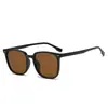 Gafas de Sol Color Té con Montura Negra para Hombre Protección UV Sombreado Fresco Gafas de Sol Cuadradas Estilo Coreano Gafas Ojo de Gato