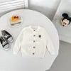 Cardigan Suéter de Tricô Trançado Estilo Coreano da Moda para Meninas Jovens e Crianças Pequenas com Design de Coração