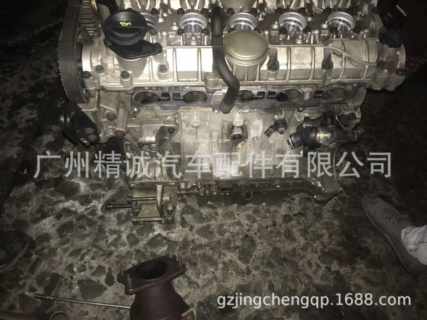 沃尔沃S40 2.4发动机4