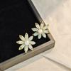 Pendientes de plata estilo Sen con flores verdes frescas de primavera, sencillos y combinables, de alta gama y con perlas para mujer.