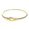 Pulsera con Hebilla de Casco de Caballo 2026 para Mujer, Lujo Ligero, Sensación de Alta Gama, Pulsera Totalmente Diamantada, Diseño de Nicho, Moda Pulsera Transfronteriza Joyería