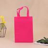 Bolsa de tela no tejida al por mayor de punto película en blanco Prensado en caliente bolso tridimensional plegable bolsa de embalaje de ropa se puede imprimir logo