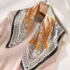 Lenço de Seda Estampado Fashion Novo Estilo para Mulheres, Feito de Seda de Amora, Multifuncional para o Dia a Dia, Acessório Decorativo Versátil, Pode Ser Usado como Elástico de Cabelo ou Lenço Quadrado Pequeno