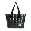 Bolsa Transversal de Algodão Espacial Transfronteiriça Bolsa de Ombro Acolchoada de Algodão Rpet Estilo Coreano Bolsa Tote de Penas Rpet Fábrica Personalizada