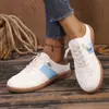 Fabricante feminina 2026 Sapatos brancos Chinelos de sola reta Outono retrô Casuais Versáteis Estilo coreano Lançamento Novidade Comércio exterior Sapatos de treino alemães