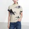 Camiseta estampada de gola alta com mangas curtas e pregas de alta qualidade para mulheres, atacado de roupas femininas Issey Miyake, vendas diretas da fábrica