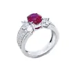 Anillo de Rubí Cultivado Zhou Hengfu Jewelry en Plata S925 con Diamantes, Anillo de Lujo Ligero para Mujer, Suministro Directo de Fábrica, Diseño de Nicho, Gama Alta