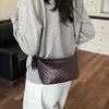 Bolso Tejido de Gran Capacidad para Viajes Diarios 2026 Nuevo de Alta Apariencia Bolso de Hombro Moda Bolso de Mano Tipo Cubo Relajado