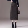 Falda Retro Simple de Rayas Diagonales Línea A para Mujer, Nueva Moda Otoñal Juvenil de Cintura Alta Adelgazante de Longitud Media