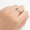 Joyería Geométrica Hueca Redonda de Moda Europea y Americana para Mujer, Anillo de Acero Inoxidable de Alta Gama con Temperamento de Lujo Ligero, Hip-Hop para Hombre