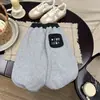 Calça de moletom infantil com forro de fleece e espessada para outono e inverno, design em blocos de cor, calça esportiva de fleece infantil de peça única, calça longa solta para meninas