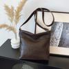 Bolsas de Lujo Ligero de Alta Gama Transfronterizas para Mujer Nueva Colección Primavera-Verano 2026 Bolso Cubo Retro Simple Bolso de Hombro Cruzado de Moda