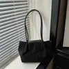 Bolso de mujer para ir al trabajo 2026 nueva moda de otoño simple de gamuza para hombro o axila bolso tipo cubo de gran capacidad para mujeres