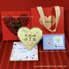 Los Populares Adornos de Colección de Alta Gama de Shuibei de Oro Puro 999 con Forma de Corazón y Pastel de Princesa 'Por Favor Hazte Rico' como Regalo para Tu Esposa