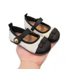 Zapatos de Cuero Versátiles Estilo Coreano Princesa 2026 Primavera Nuevos Dulces Bebé Suela Suave Resistentes al Desgaste Zapatos Individuales para Niñas