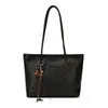 Bolsa Casual Transfronteiriça para Trajeto Diário Feminina Grande Capacidade 2026 Nova Outono Inverno Versátil Retrô Bolsa de Ombro Moda Bolsa Tote