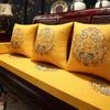 Nova almofada de sofá chinesa Redwood Furniture Capa de almofada de sofá Cama Luohan de madeira maciça de alta qualidade Conjunto de cinco peças Almofada