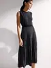 Vestido transfronterizo europeo y americano 2026 primavera-verano nuevo estilo cuello redondo sin mangas tejido texturizado de punto vestido midi plisado