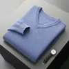 Suéter base masculino de gola V liso, espessado para outono e inverno, corte solto, casual de negócios, pulôver de tricô clássico 100% lã