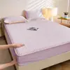 Conjunto de Três Peças de Matelassê Gelado de Seda de Gelo e Látex para Mãe e Bebê, Estilo Lençol de Elástico de Verão, Colchonete para Dormitório de Estudante com Ar Condicionado, Respirável