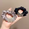Scrunchie de Satén Cuadrado con Pedrería de Lujo Ligero y de Alta Gama Elástico Brillante con Pedrería Accesorio para el Cabello de Cola de Caballo Baja Suave para Mujeres