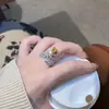 Moda Francesa Blanqueamiento y Modificación Manual Anillo Hombre de Ratán Diamante Amarillo con Elegante Elegante y Completa Apertura de Diamantes, Diseño Ajustable y Versátil