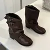 Botas de Motocicleta Estilo Retrô Couro Preto Fivela Bico Redondo Salto Bloco Cano Médio Botas da Moda Emagrecedoras Botas Martin Botas Femininas