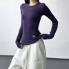 Design Clássico Manga Longa Top Interno Feminino Slim Justo Camiseta Base Outono e Inverno 2025 Nova Camiseta com Ombro Direito