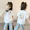 Camiseta infantil de algodão puro de manga curta para meninas, top de roupa infantil de desenho animado moderno e estiloso, camiseta casual versátil de gola redonda para bebês meninas