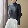 Nuevo suéter de punto de lana pura para mujer para otoño e invierno con cuello semi-alto, diseño de punto trenzado doble grueso, suéter elegante de manga larga de corte holgado