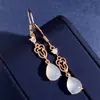 Nuevos Pendientes de Gancho Clásicos Chinos Color Oro Rosa con Colgante de Calabaza Hueca Forma de Gota Chalcedonia Blanca Natural Diamante Pendientes de Tachuela Accesorios Hanfu