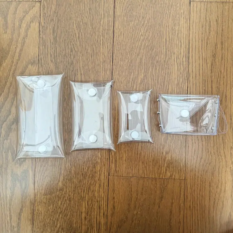 泡泡玛特盲盒展示盒收纳包 透明PVC零钱包钥匙包遛娃小挂包晒