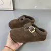 Moda Nova Outono e Inverno 2026 Tamancos Plataforma de Solado Grosso com Fivela de Metal Slip-On Sapatos para Uso Externo Sapatos Preguiçosos Birkenstock para Mulheres