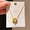 Conjunto de brincos e colar flor de zircônia cúbica elegante estilo francês, corrente para clavícula doce e cool estilo coreano, joias leves de luxo e de alta qualidade