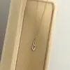 Collar de Plata de Ley S925 Bañado en Oro de 18K con Figura de Ocho, Versátil y de Moda para Mujer, Cadena Clavicular Clásica Simple Mobius con un Estilo Genial