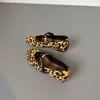 Aumento de Altura de 4 cm~2026 Nuevos Zapatos Planos de Ballet Redondos de Estilo Retro de Nicho con una Sola Correa Zapatos Mary Jane Estampado de Leopardo para Mujer