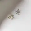 Pendientes de Clip de Gama Alta, Modernos y Elegantes, para Mujeres sin Perforaciones, Pendientes de Lujo Versátiles y Exquisitos para Mujeres