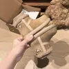 Botas de Neve de Inverno para Bebê, Novas Botas de Algodão Quente Espessadas Estilo Chinês, Versáteis e Estilosas para Crianças, Forradas com Fleece, Antiderrapantes, Sapatos de Algodão Ultra Macios