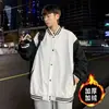 Chamarra de color block estilo americano, otoño/invierno para hombre, chic de Hong Kong, moderna, holgada, elegante, casual, forrada de polar, prenda exterior deportiva, cárdigan