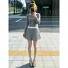 Conjunto de dos piezas de cárdigan suéter corto con ribete de encaje, juvenil, para mujer, con falda corta plisada de punto, atuendo de moda