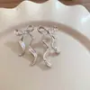 Pendientes de plata para mujer, estilo coreano, con explosiones en vivo, de alta gama y de lujo.