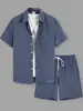 Conjunto de dos piezas para hombre de manga corta y shorts, color liso, con estampado 3D, a la moda y moderno, estilo casual de vacaciones, directo de fábrica