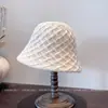 Nuevo Sombrero de Pescador de Punto con Forma de Diamante Estilo Coreano Sombrero Versátil de Pescador Sombrero Cálido a Prueba de Frío de Otoño e Invierno para Mujeres Sombrero de Pescador para Adelgazar la Cara