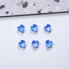 Decorações para Nail Art Flor de Três Pétalas Aurora 3D 6mm Flor Artificial Flor Seca Iridescente Acessórios para Unhas Materiais DIY Feitos à Mão
