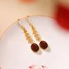 Joias Yuebao Prata de Lei S925 Banhado a Ouro Âmbar Sangue Estilo Vintage Brincos de Pino Espiga de Trigo Moda Versátil Ganchos de Orelha Longos
